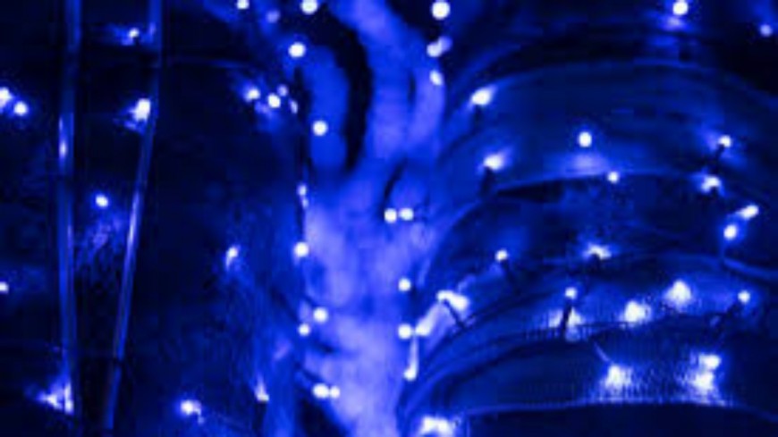 UNIQLO Lyon célèbre le Japan Blue pour la Fête des Lumières UNIQLO Lyon célèbre le Japan Blue pour la Fête des Lumières