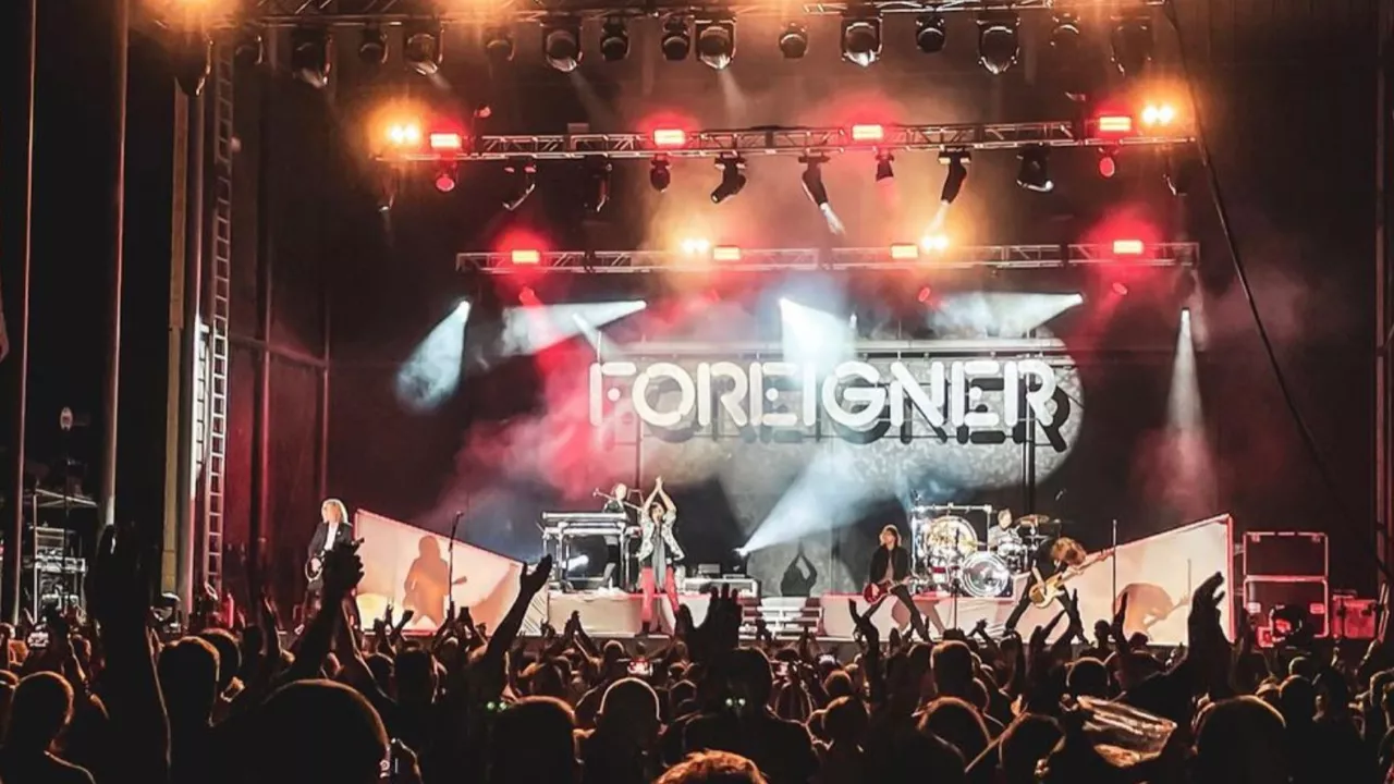 Le groupe Foreigner fait ses adieux au public avec une ultime tournée (vidéo)