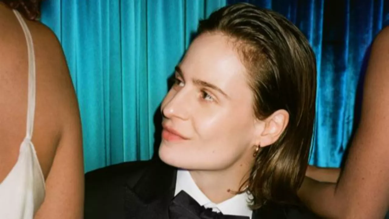 Le nouvel album de Christine and the Queens (Redcar) est enfin disponible ! Le nouvel album de Christine and the Queens (Redcar) est enfin disponible !