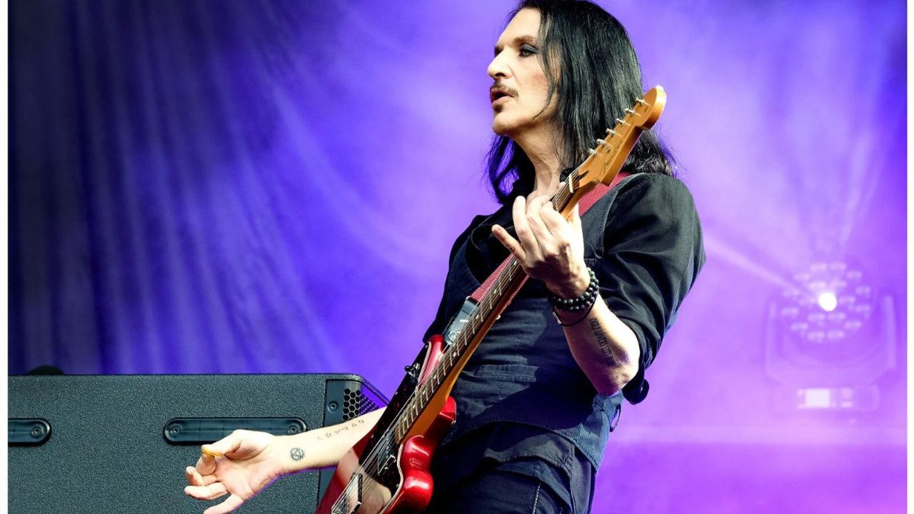 Placebo Brian Molko interrompt son concert à cause des fans qui filment