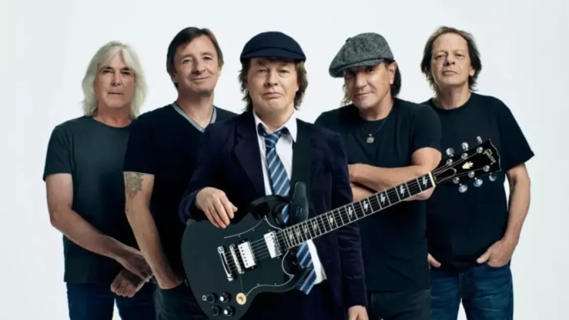 AC/DC réédite en vinyle doré neuf de ses albums pour célébrer leur 50 ans !
