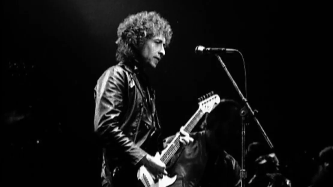 Bob Dylan : nouvelles photos de Timothée Chalamet dans la peau du chanteur