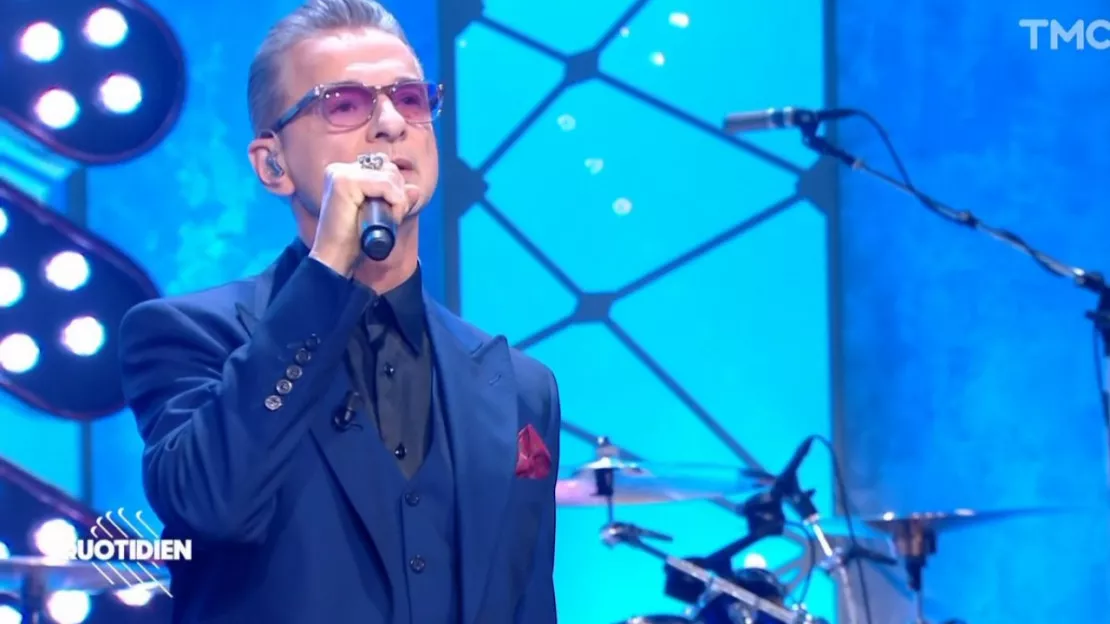 Depeche Mode interprète son nouveau titre "Ghosts Again" chez Quotidien