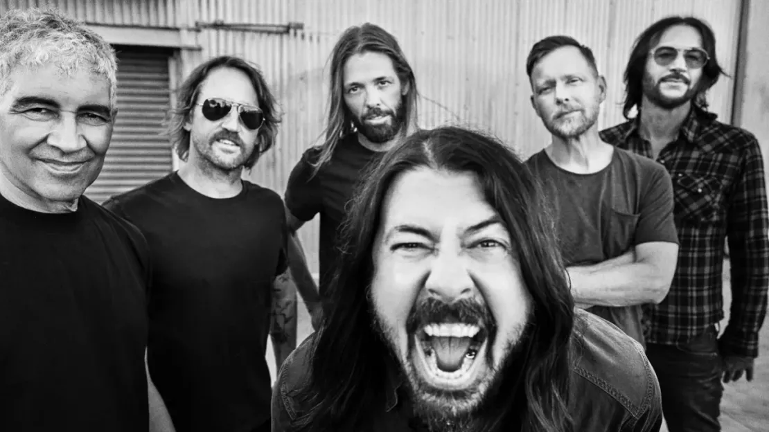 Les Foo Fighters jouent "The Teacher" pour la première fois sur scène