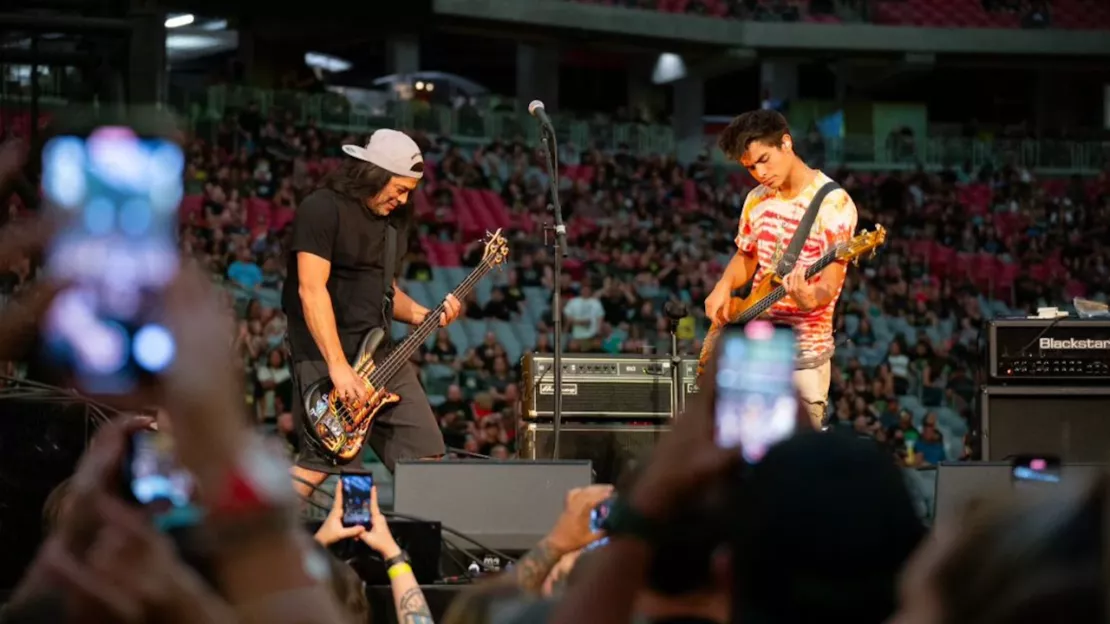 Robert Trujillo rejoint son fils avec Suicidal Tendencies au concert de Metallica