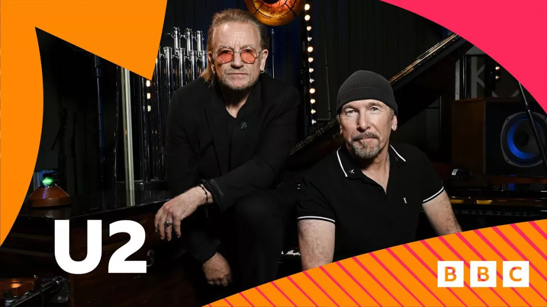 U2 interprète les succès d'ABBA "Vertigo" et "Orchestra" avec un orchestre