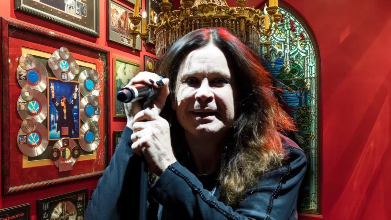 17 millions pour le manoir du Prince des Ténèbres : la demeure d'Ozzy Osbourne cherche un nouveau maître 17 millions pour le manoir du Prince des Ténèbres : la demeure d'Ozzy Osbourne cherche un nouveau maître