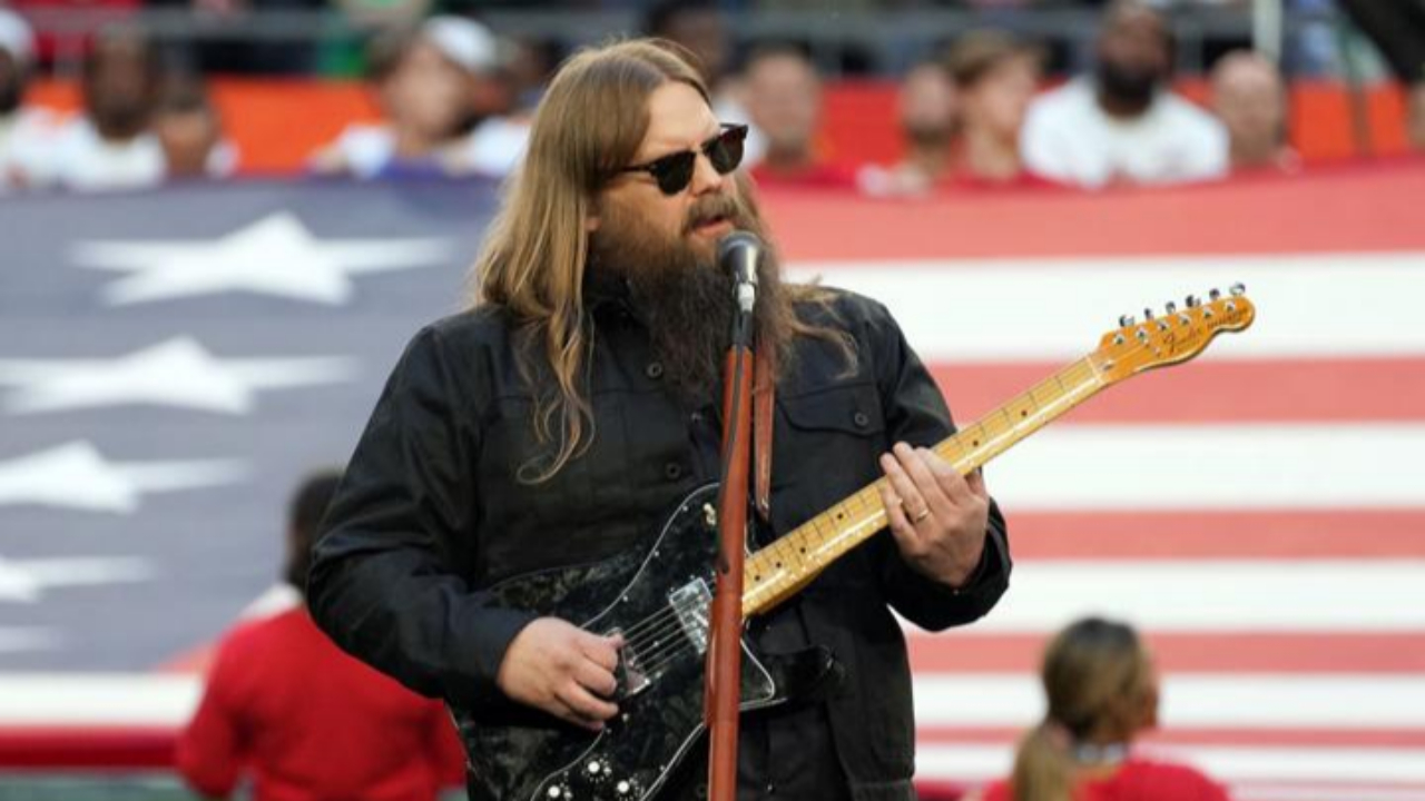 Chris Stapleton et Dave Grohl au Superbowl : deux salles, deux ambiances Chris Stapleton et Dave Grohl au Superbowl : deux salles, deux ambiances
