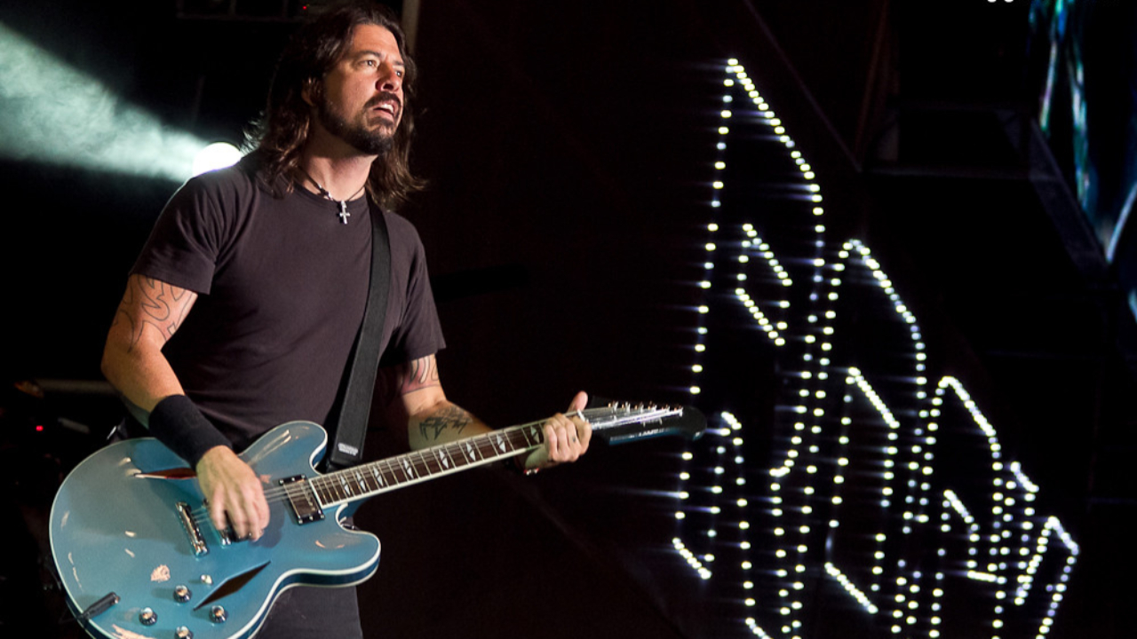 Dave Grohl dévoile une guitare signature Dave Grohl dévoile une guitare signature