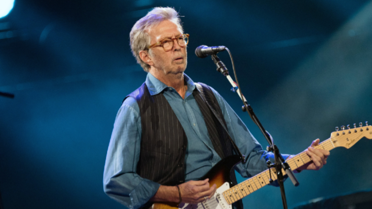 Eric Clapton dévoile le fruit de sa collaboration avec son ami Simon Climie Eric Clapton dévoile le fruit de sa collaboration avec son ami Simon Climie