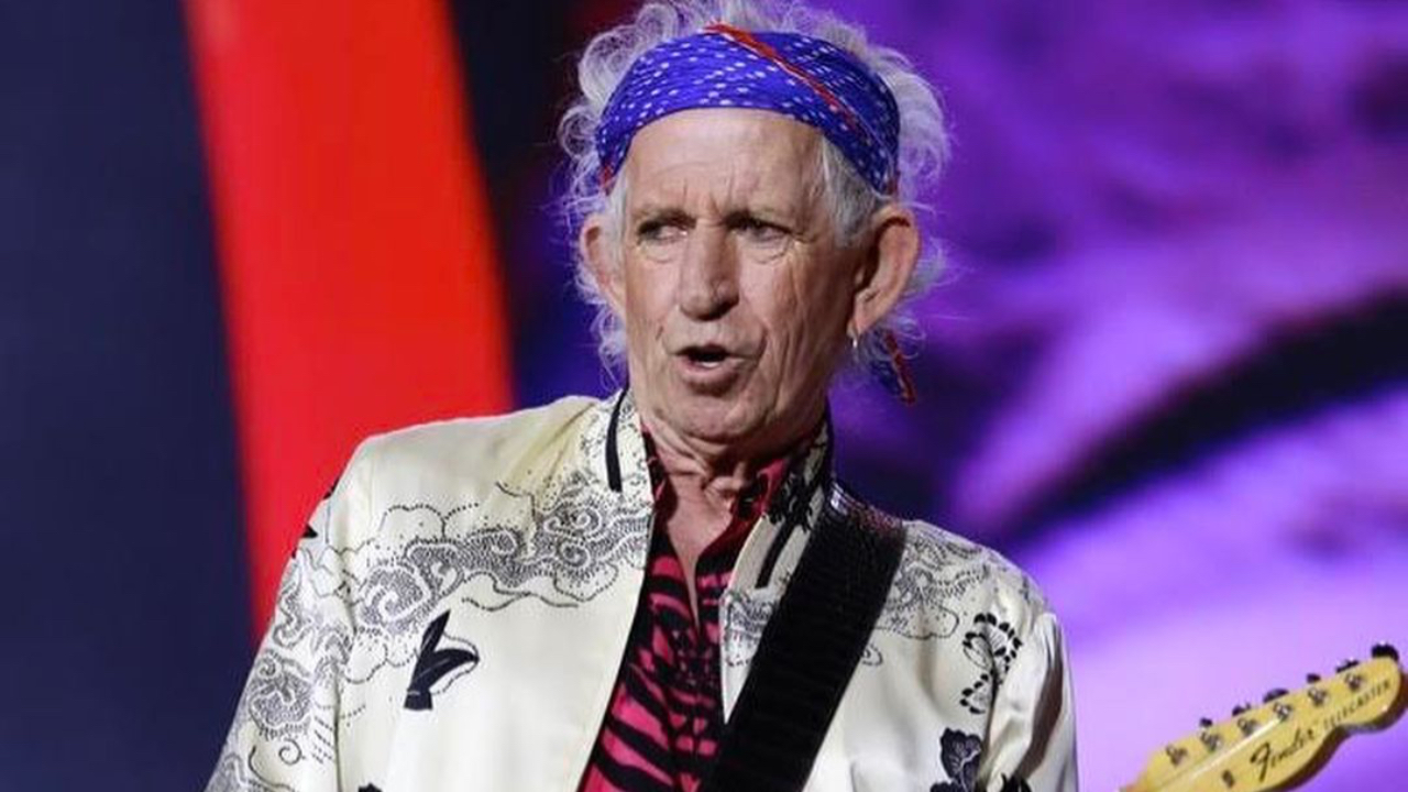 Keith Richards (The Rolling Stones) : une tournée aura lieu "si tout le monde est encore debout" Keith Richards (The Rolling Stones) : une tournée aura lieu "si tout le monde est encore debout"