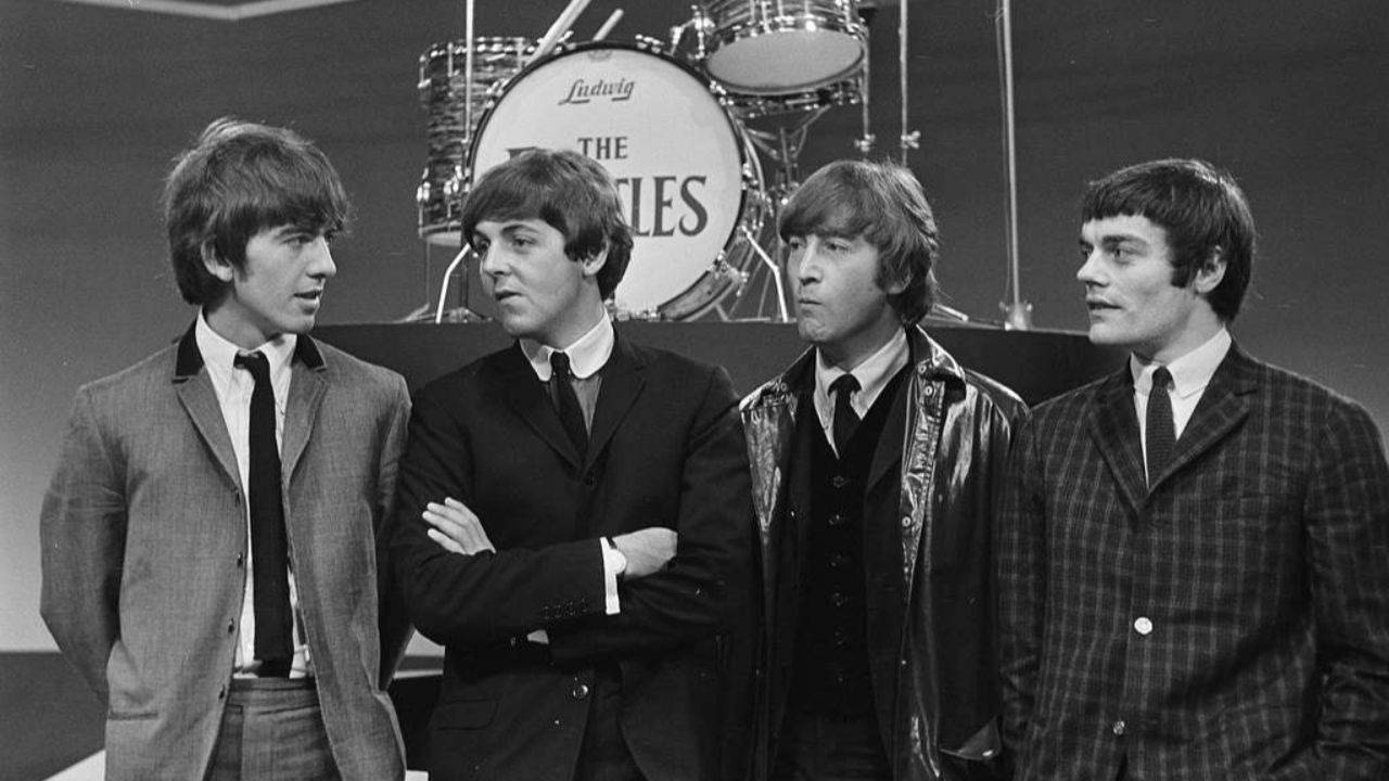 Les Beatles : comment Paul McCartney a gardé le secret autour de "Now and Then" Les Beatles : comment Paul McCartney a gardé le secret autour de "Now and Then"