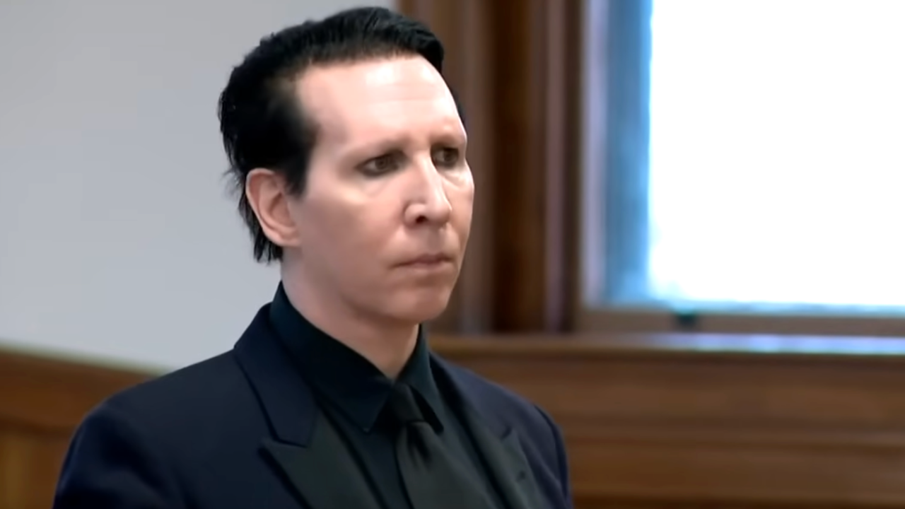 Marilyn Manson condamné à des travaux d'intérêt général Marilyn Manson condamné à des travaux d'intérêt général