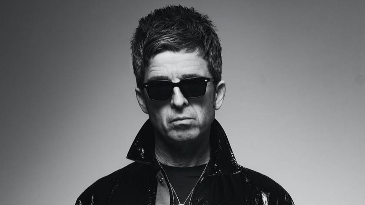 Noel Gallagher dévoile le remix du titre "Pretty Boy" de Robert Smith (The Cure) Noel Gallagher dévoile le remix du titre "Pretty Boy" de Robert Smith (The Cure)
