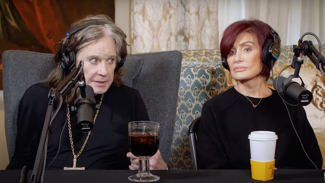 Ozzy Osbourne va subir une nouvelle opération : "En ce moment, je souffre beaucoup" Ozzy Osbourne va subir une nouvelle opération : "En ce moment, je souffre beaucoup"