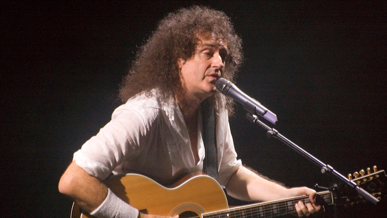 Queen : Brian May plac&eacute; sous protection polici&egrave;re apr&egrave;s des menaces de mort gla&ccedil;antes