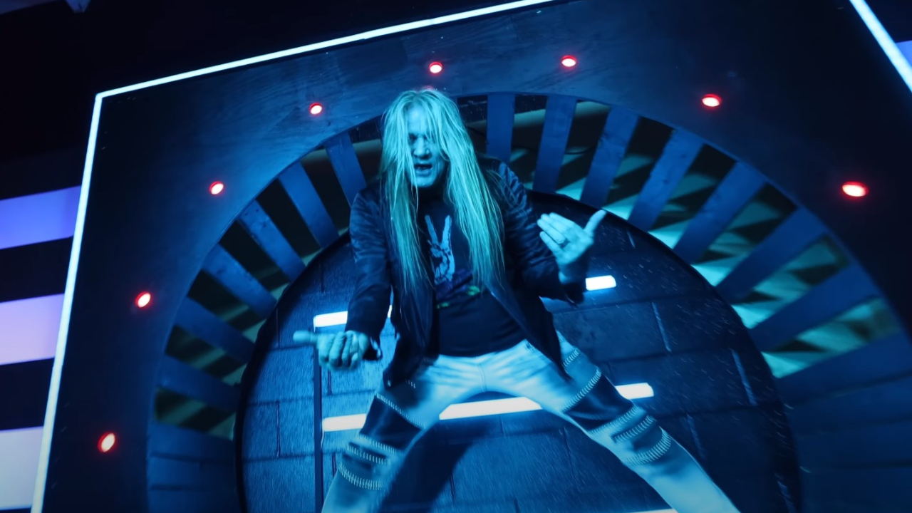 Sebastian Bach dévoile son premier morceau inédit depuis 9 ans Sebastian Bach dévoile son premier morceau inédit depuis 9 ans