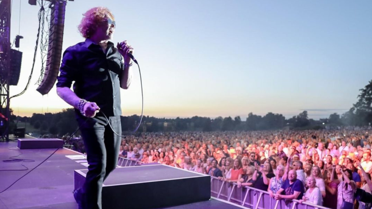 Simply Red : Le clip du titre "Just Like You" dévoilé Simply Red : Le clip du titre "Just Like You" dévoilé