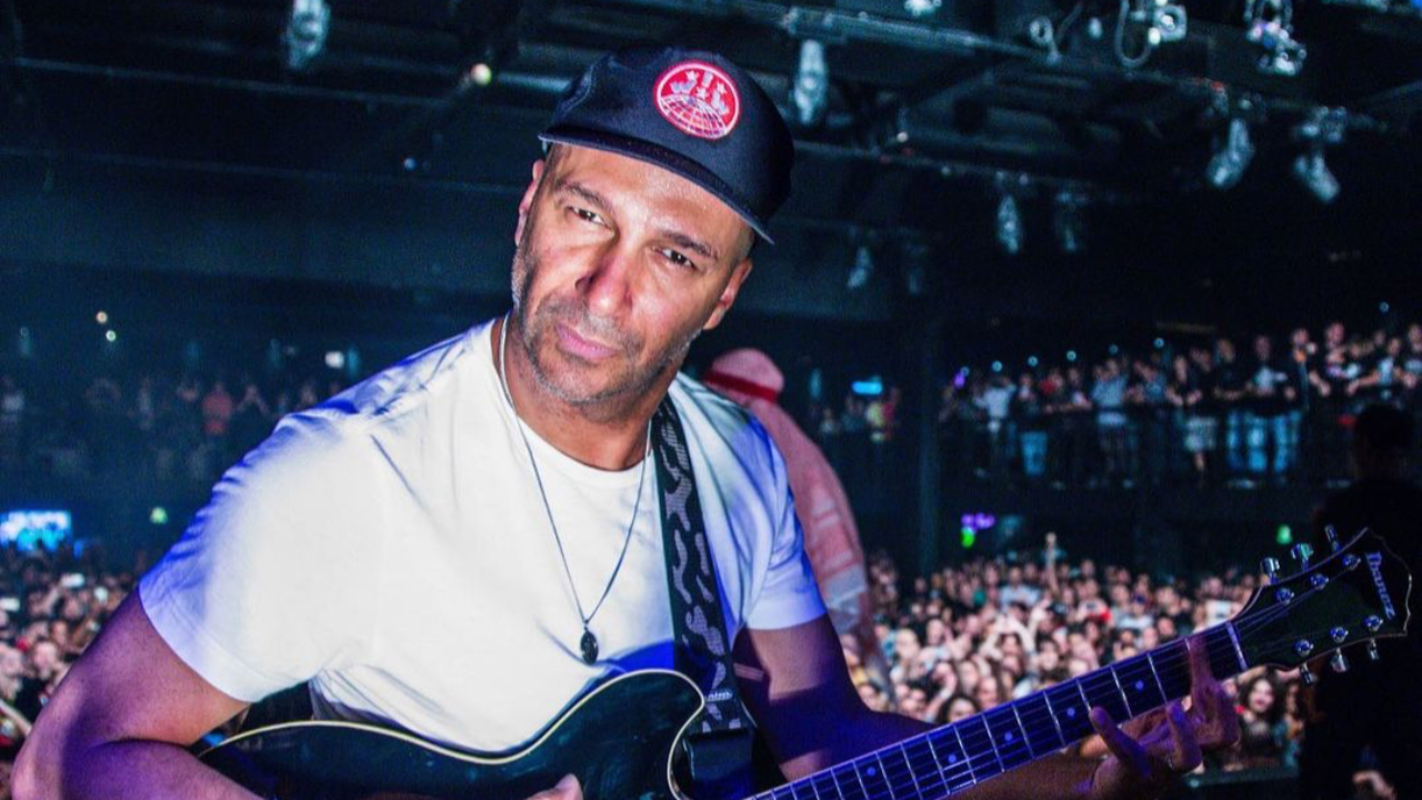 Tom Morello apporte son soutien à l'unique club de strip-tease syndiqué des Etats-Unis