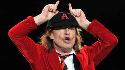 AC/DC : Angus Young d&eacute;signe le patron absolu du Panth&eacute;on Rock