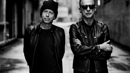 Depeche Mode noie sa peine dans “Wagging Tongue”