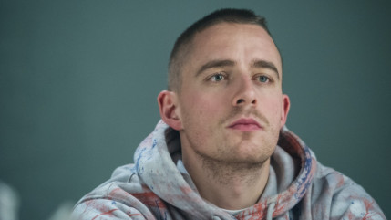 Dermot Kennedy s’offre un excellent démarrage avec son single « Kiss Me » Dermot Kennedy s’offre un excellent démarrage avec son single « Kiss Me »