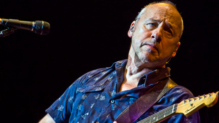 Mark Knopfler va mettre sa collection de guitares aux enchères