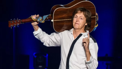 Paul McCartney boycotte les selfies : &laquo; Je ne veux pas me sentir comme le singe de Saint-Tropez &raquo;