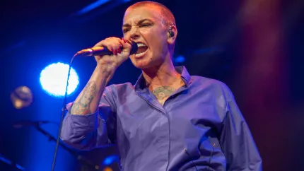 Donald Trump interpellé par les héritiers de la chanteuse Sinead O'Connor Donald Trump interpellé par les héritiers de la chanteuse Sinead O'Connor