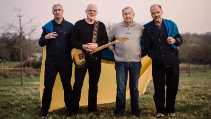 Grâce à son single caritatif, Pink Floyd récolte plus de 500 000€ pour l’Ukraine Grâce à son single caritatif, Pink Floyd récolte plus de 500 000€ pour l’Ukraine