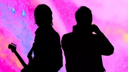 Liam Gallagher et John Squire : la tracklist de l'album et les dates de tournée dévoilées ! Liam Gallagher et John Squire : la tracklist de l'album et les dates de tournée dévoilées !