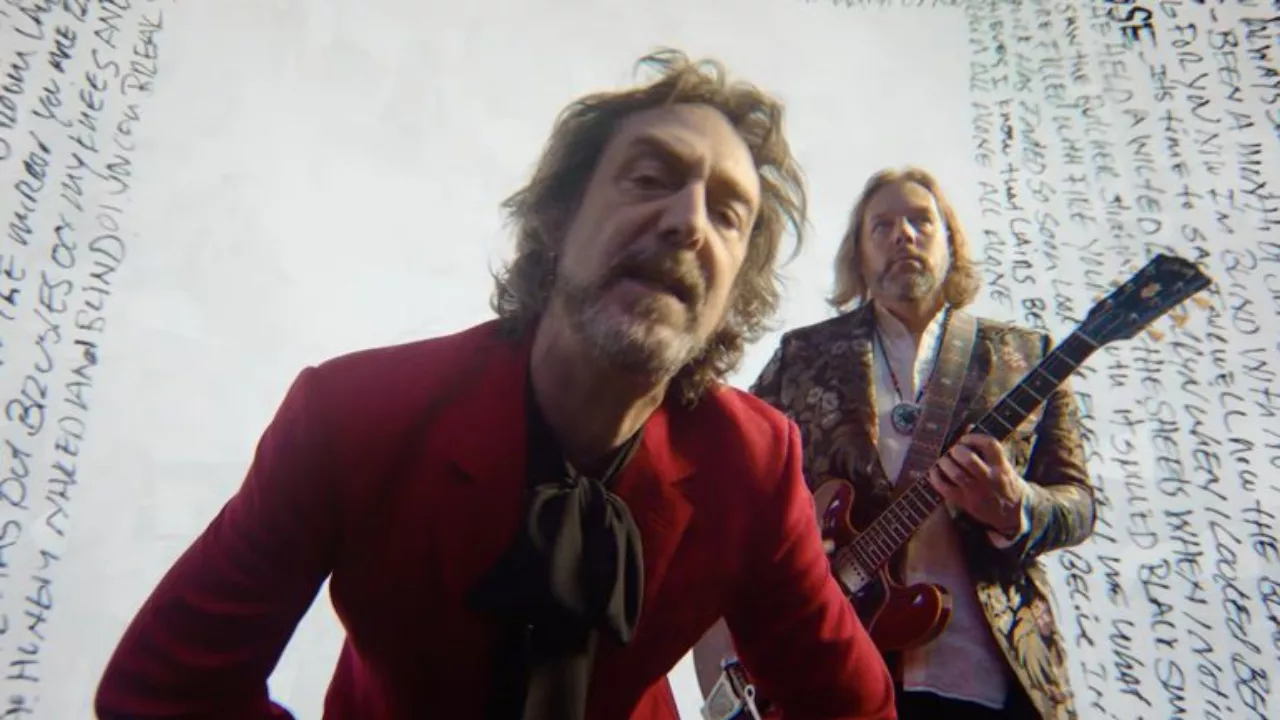 The Black Crowes  : le clip événement " Wanting and Waiting"