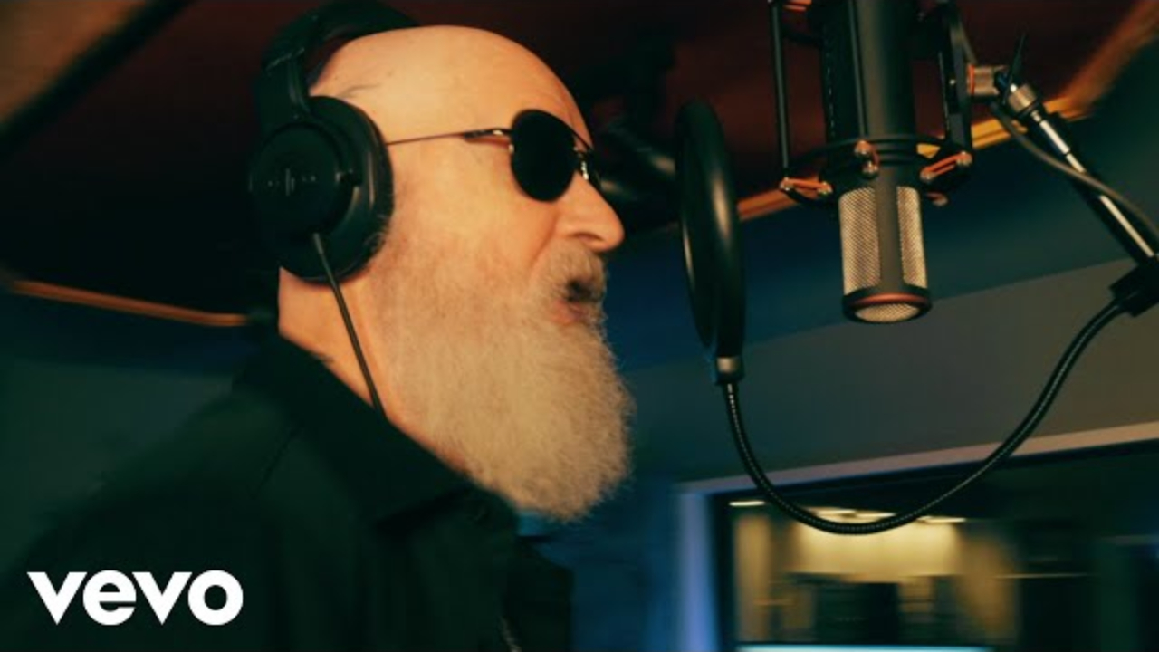 Judas Priest porte la "Crown Of Horns" Judas Priest porte la "Crown Of Horns"