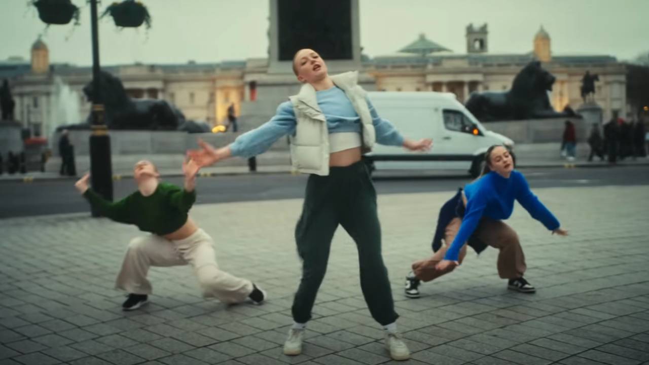 Les Black Keys respirent la joie dans leur nouveau clip "Beautiful People " Les Black Keys respirent la joie dans leur nouveau clip "Beautiful People "